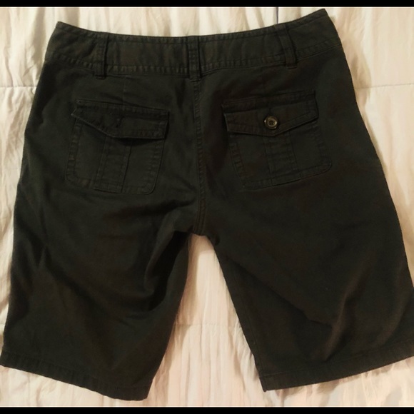 INC SHORTS - Picture 3 of 5